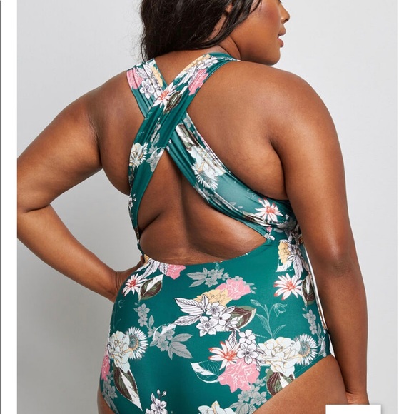 ModCloth Lauren green floral plunge one piece - Picture 3 of 13